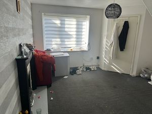 Lounge- click for photo gallery